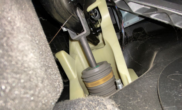 Contacteur de feux stop sous pédale de frein ABS pour Citroën C4